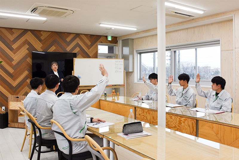 新入社員研修 会社と地域に貢献への第一歩